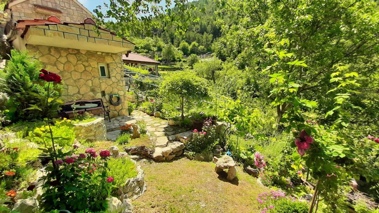 Holiday Home With A Private Pool Podspilje  Exterior foto